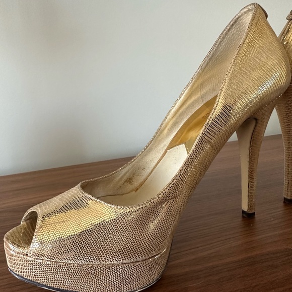 Michael Kors heels - Picture 3 of 7